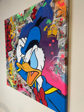 Load image into Gallery viewer, Tableau Pop Art de Donald Duck, peinture acrylique et stickers, couleurs vibrantes et dynamiques.