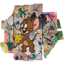 Laden Sie das Bild in den Galerie-Viewer, Tableau Tom et Jerry avec Jerry tenant un morceau de fromage, style Pop Art sur plans de palette.