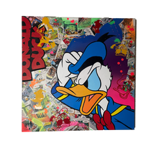 Load image into Gallery viewer, Pop Art canvas of Donald Duck by Vincent Streiff, featuring vibrant colors and playful aesthetics.