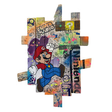 Cargar imagen en el visor de la galería, Tableau POP Art coloré de Mario Bros sur palette recyclée, fusion artistique inspirée des jeux vidéo Nintendo.